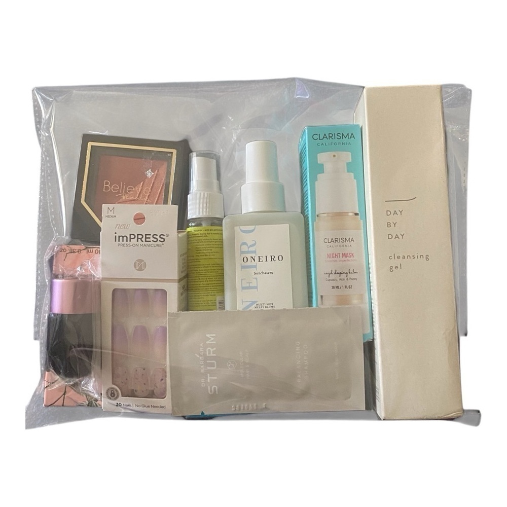 #137-NWT-WOMENS BEAUTY BUNDLE-10 ITEMS